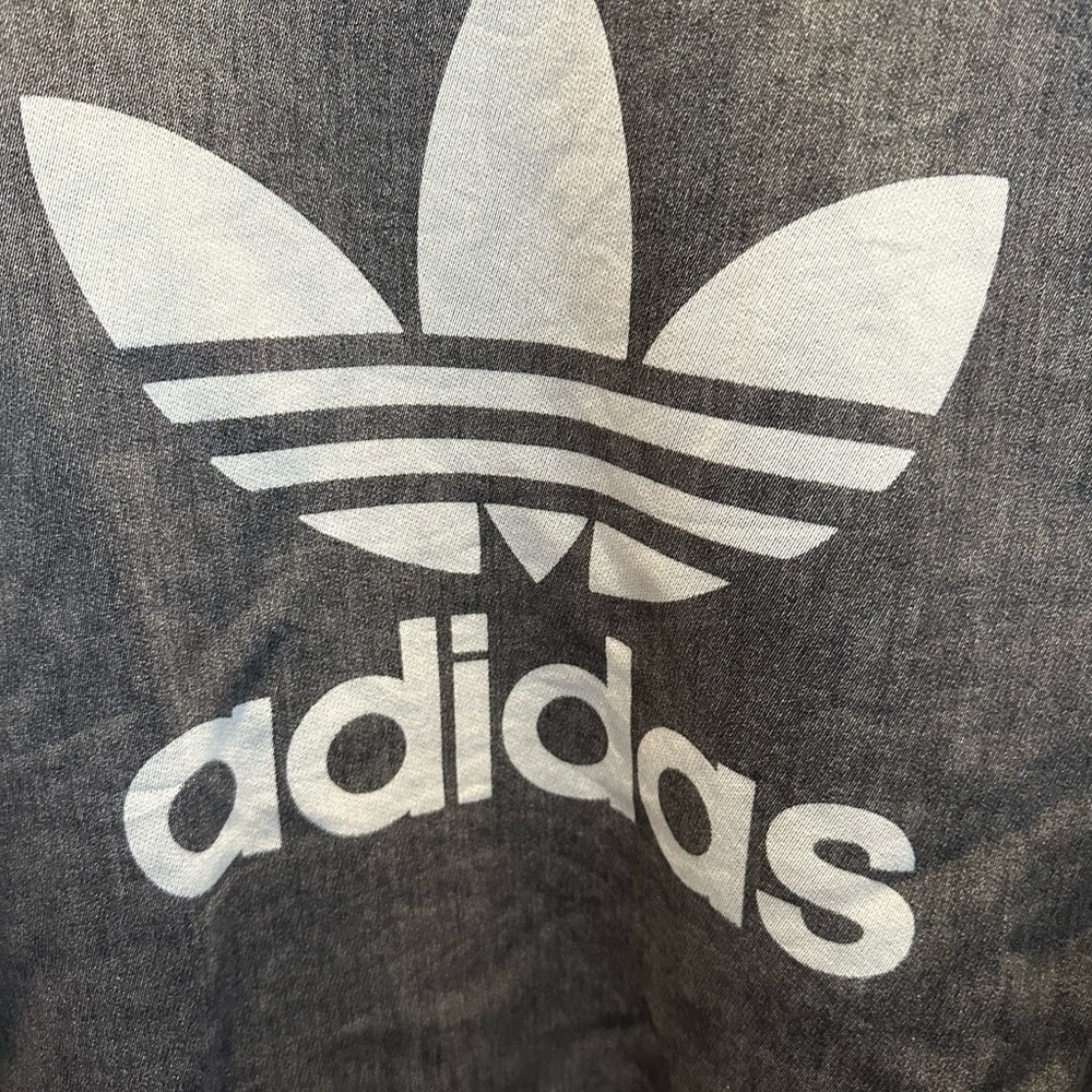 Men’s Adidas crew neck sweat shirt - Picture 2 of 3